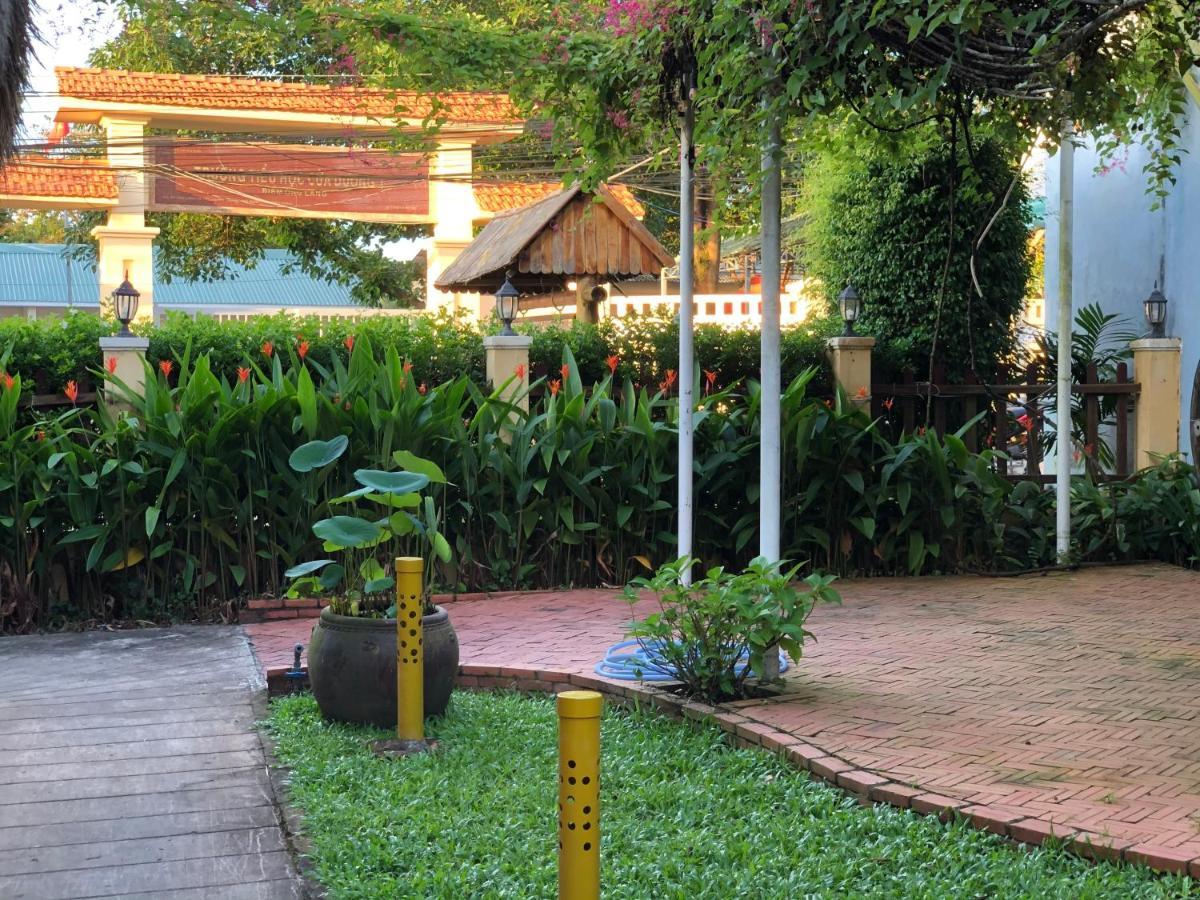 Tropical Garden * Дуонг-Донг